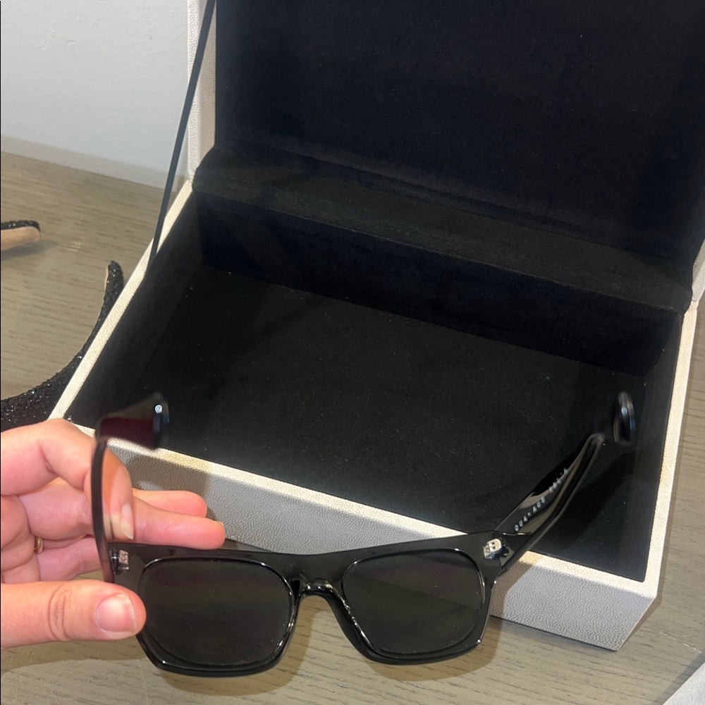 Quay Australia Glossy Black Sunglasses - Picture 3 of 3